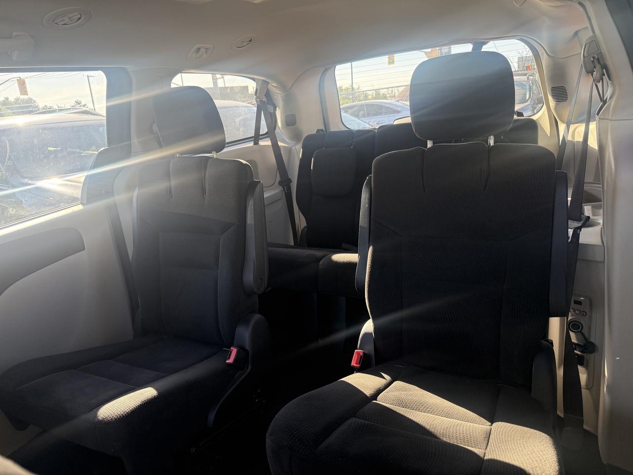 2016 Dodge Grand Caravan *** 3 YEAR WARRANTY INCLUDED *** Photo