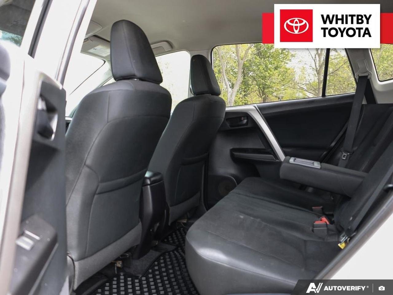 2016 Toyota RAV4 LE 2.5L Photo