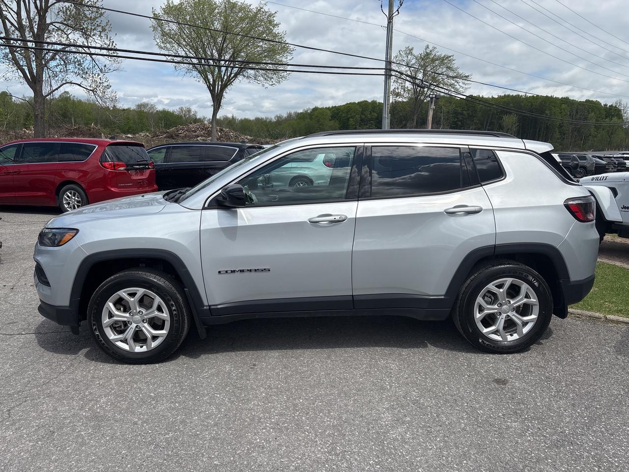 2024 Jeep Compass NORTH Photo