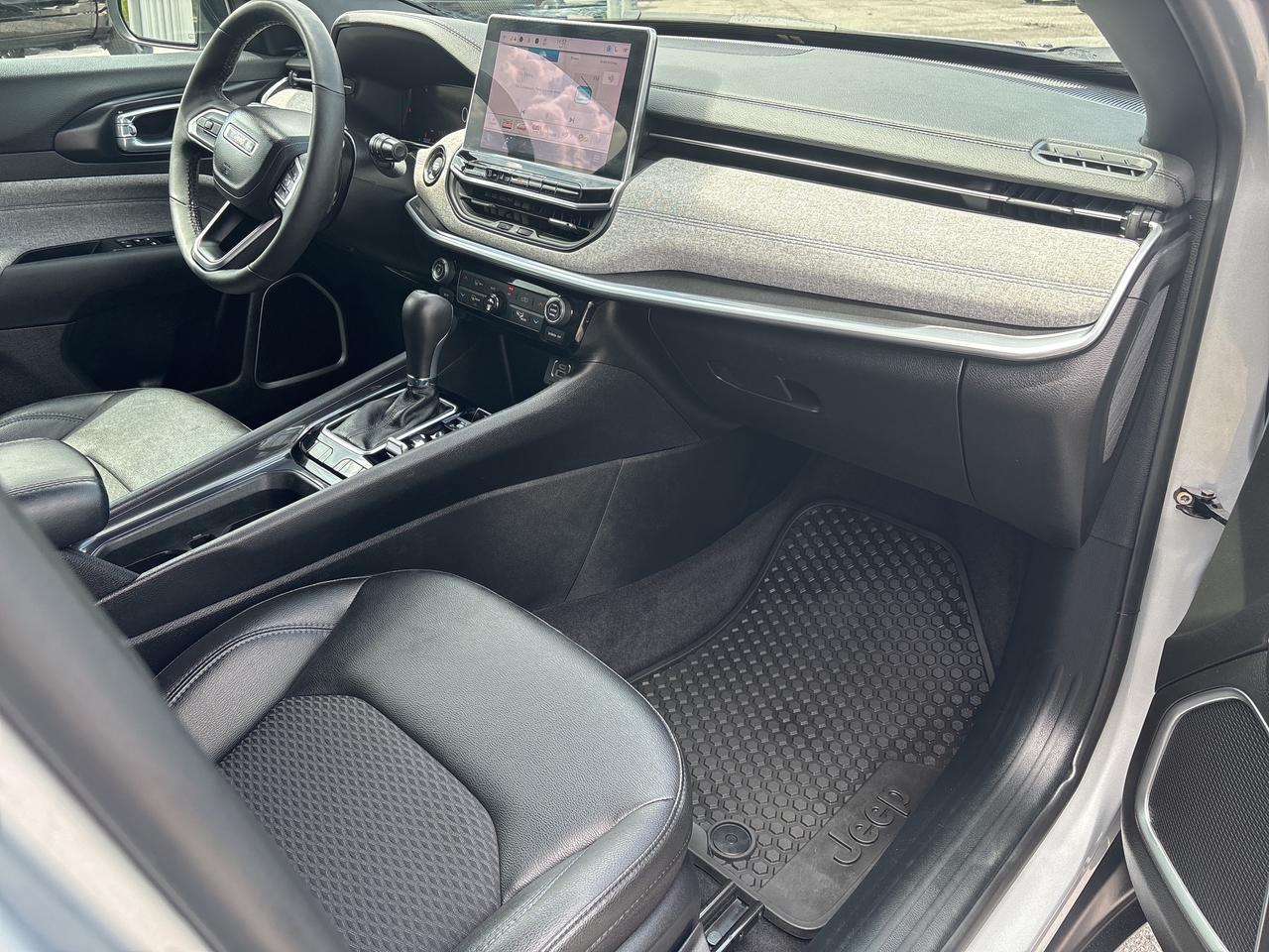 2024 Jeep Compass NORTH Photo