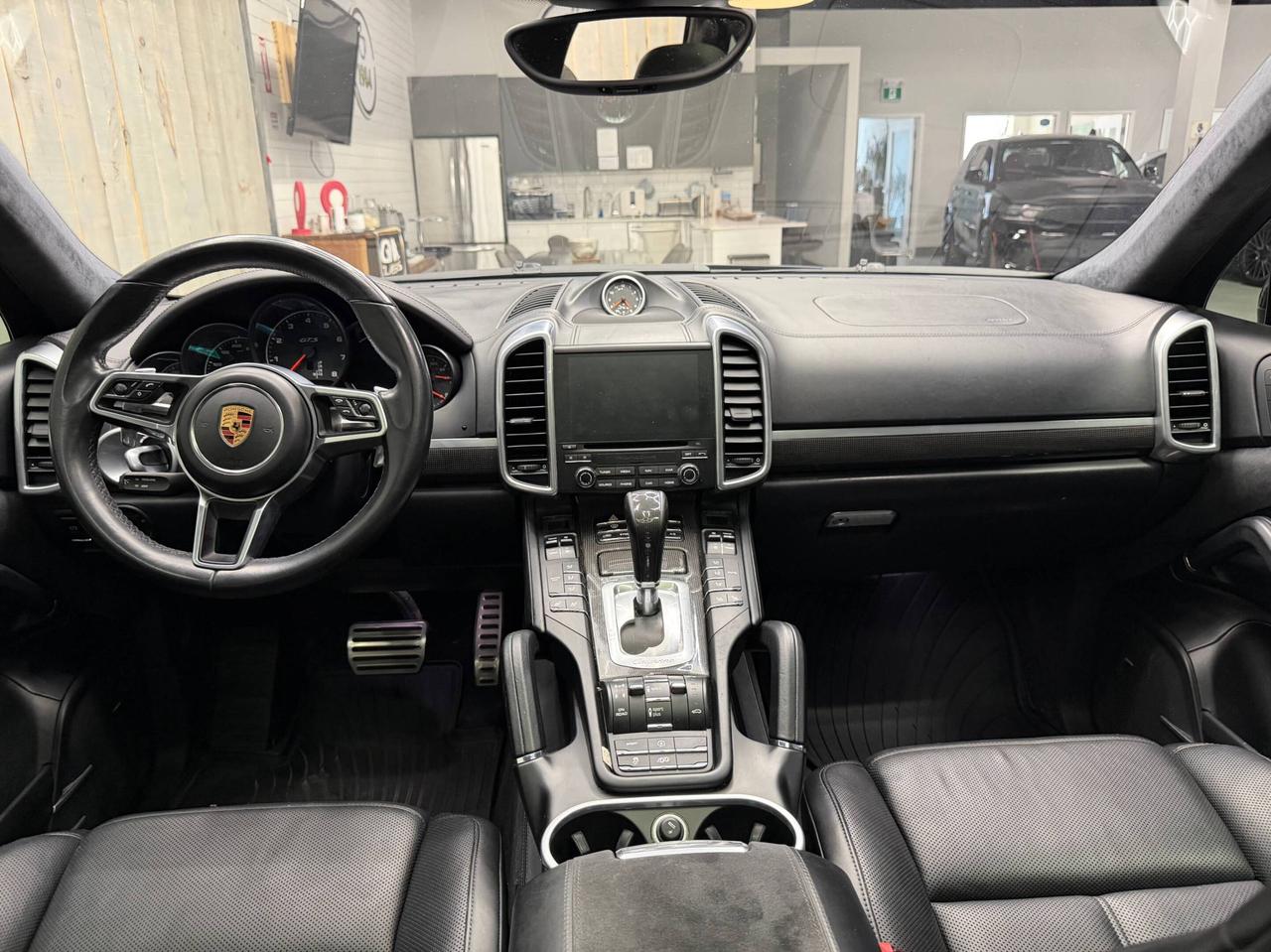 2018 Porsche Cayenne GTS AWD Photo