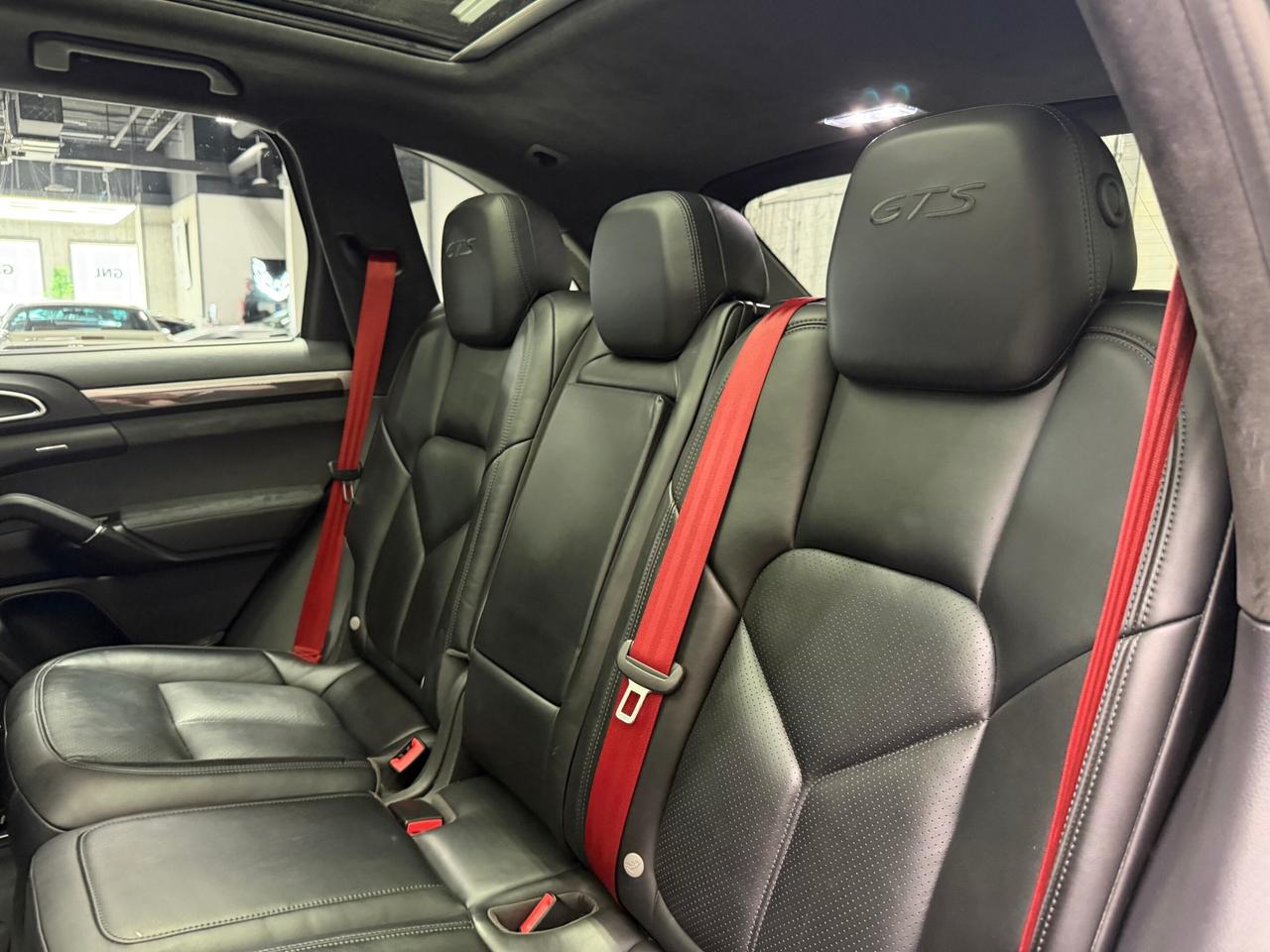 2018 Porsche Cayenne GTS AWD Photo
