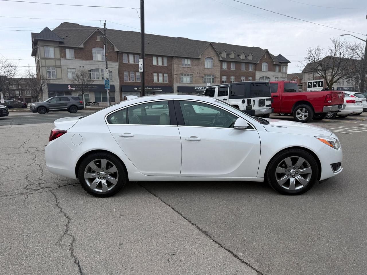 2016 Buick Regal Premium II Photo4