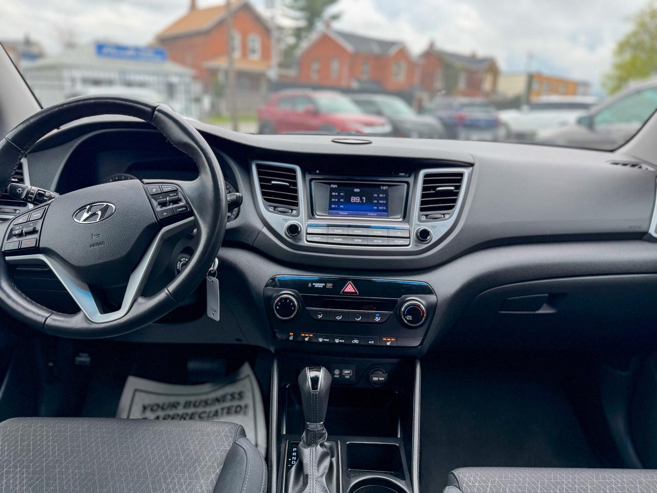 2017 Hyundai Tucson Premium/AWD/LOW KM/BSM/CAMERA/2.0L/HEATED SEATS Photo