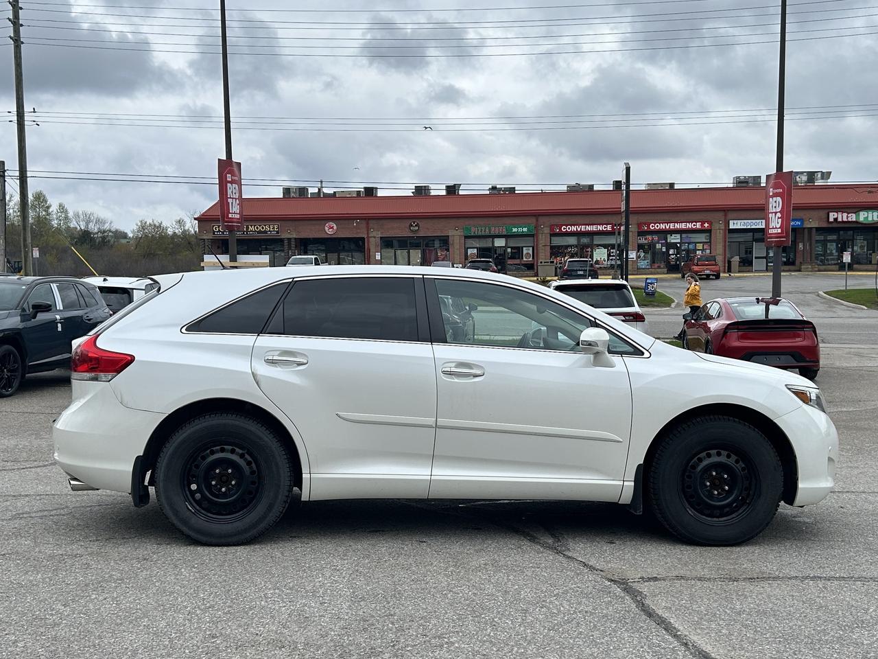 2016 Toyota Venza LIMITED Photo4