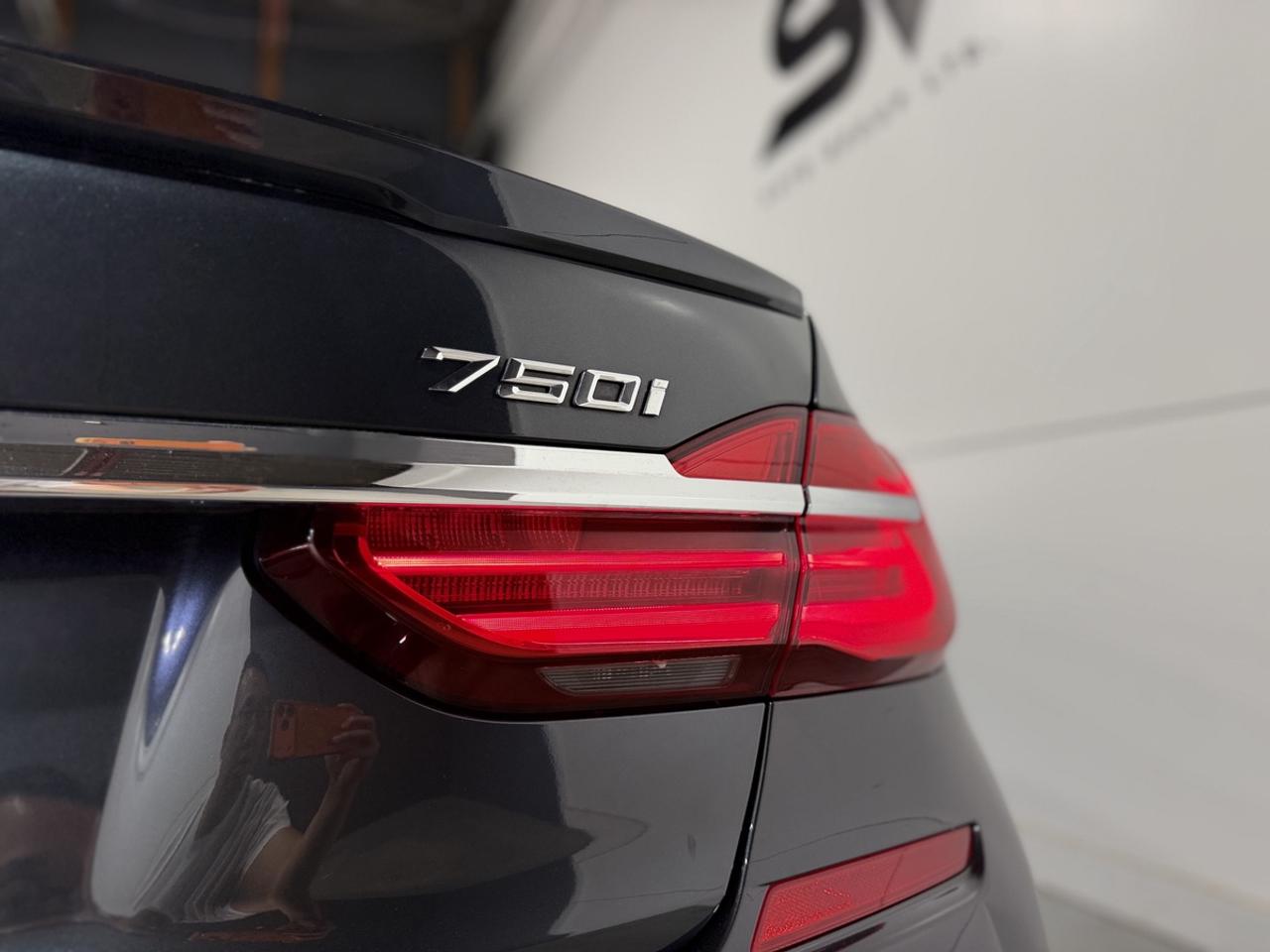 2019 BMW 7-Series 750i xDrive Photo