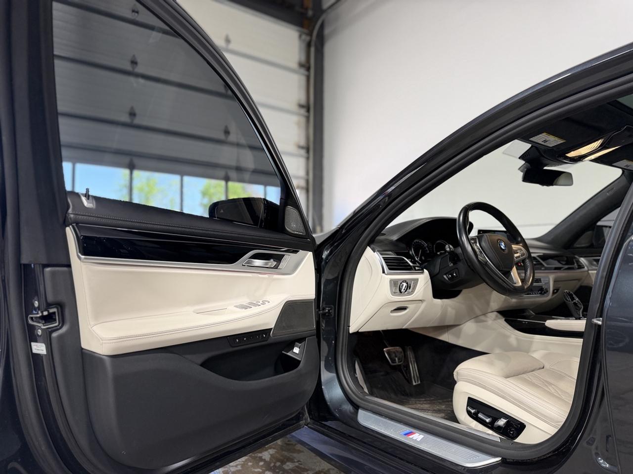 2019 BMW 7-Series 750i xDrive Photo