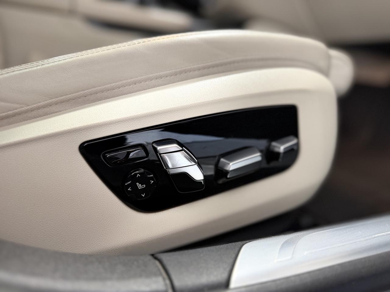 2019 BMW 7-Series 750i xDrive Photo