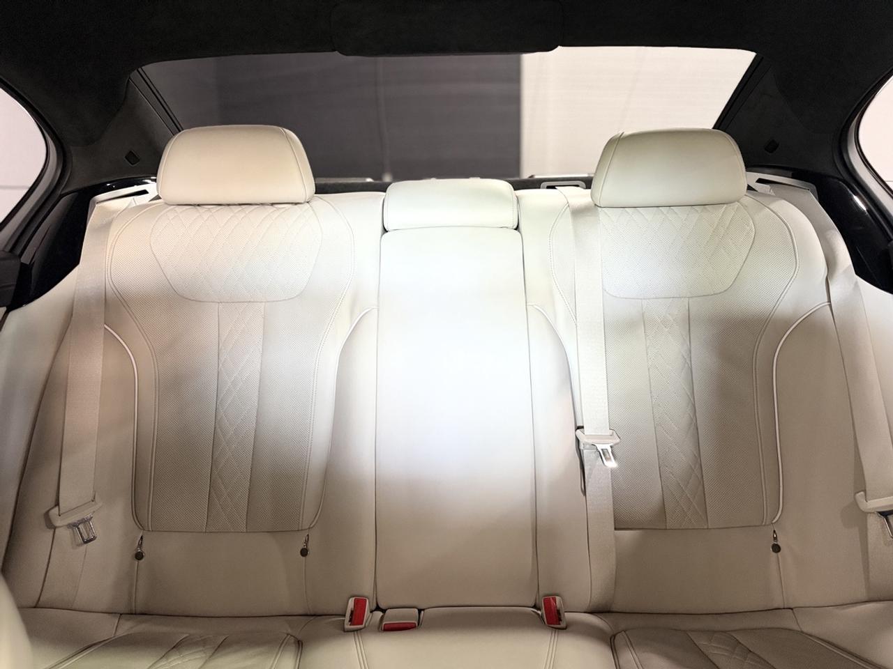 2019 BMW 7-Series 750i xDrive Photo