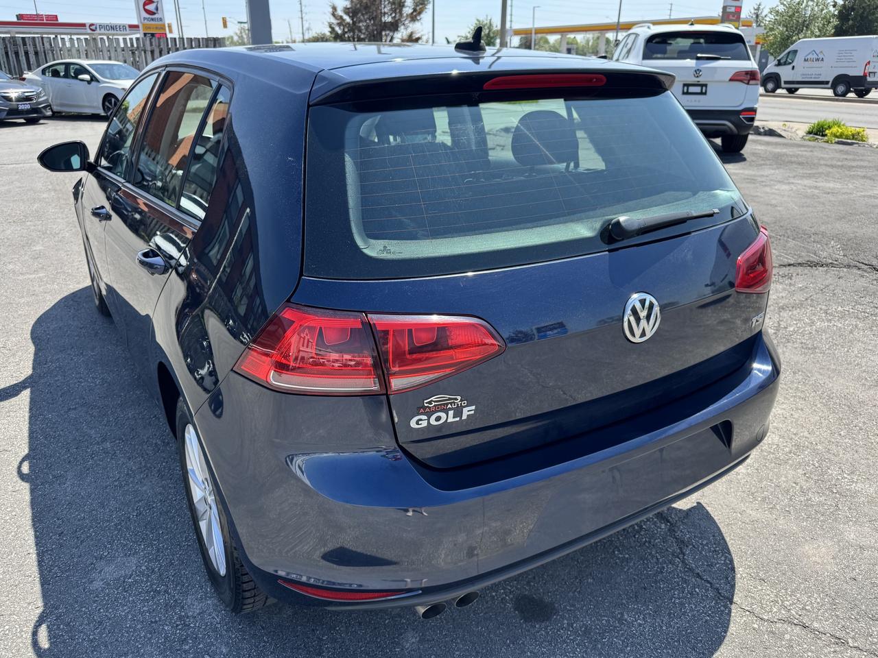 2016 Volkswagen Golf Hatchback Manual 1.8 TSI Photo2