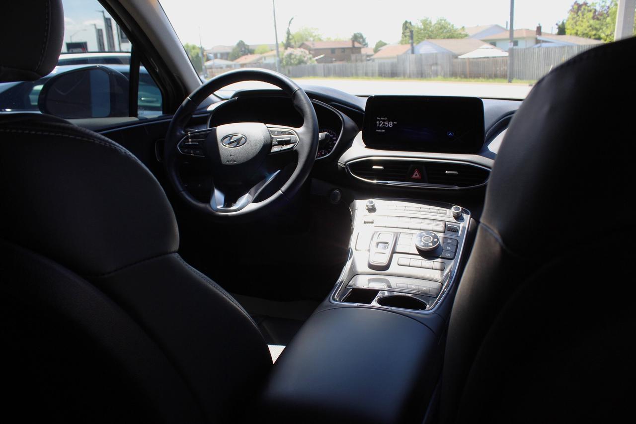 2023 Hyundai Santa Fe Preferred Photo