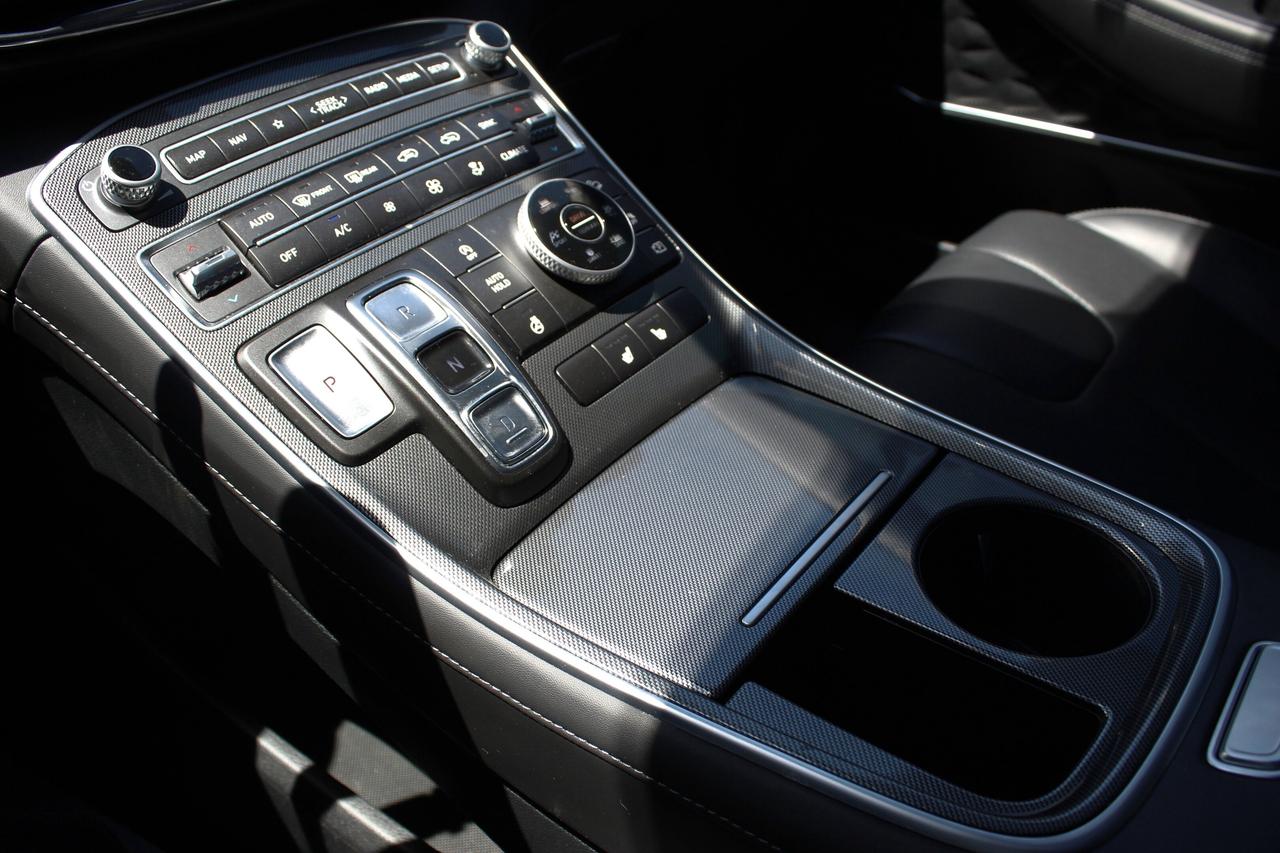 2023 Hyundai Santa Fe Preferred Photo