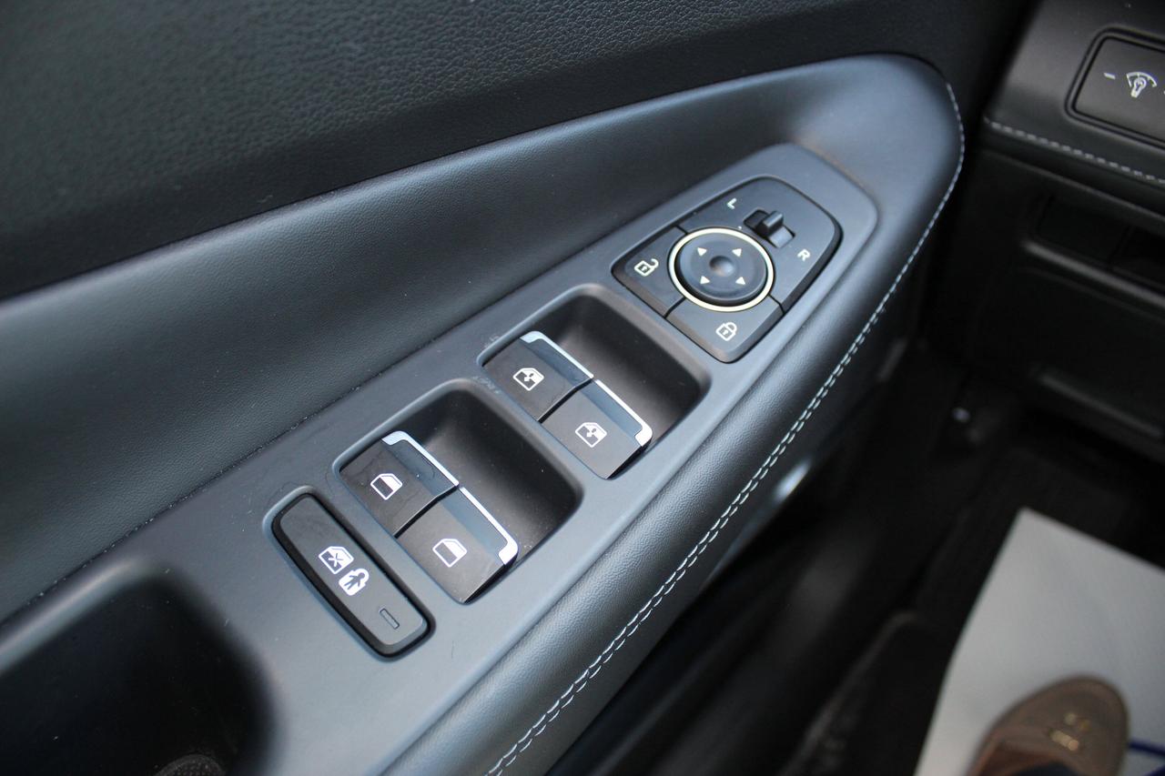 2023 Hyundai Santa Fe Preferred Photo