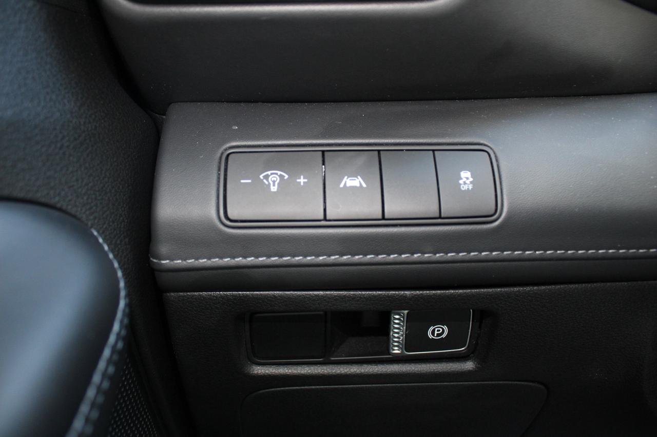 2023 Hyundai Santa Fe Preferred Photo