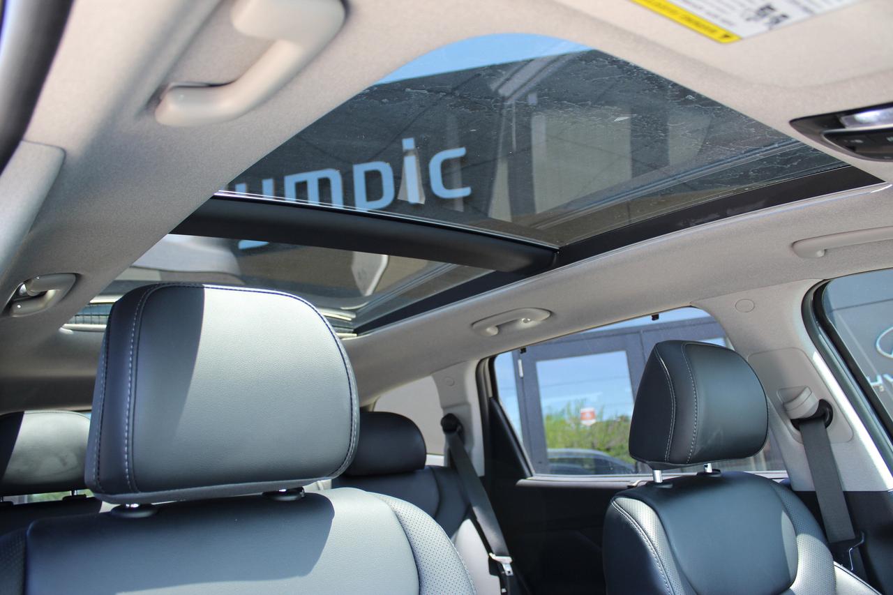 2023 Hyundai Santa Fe Preferred Photo