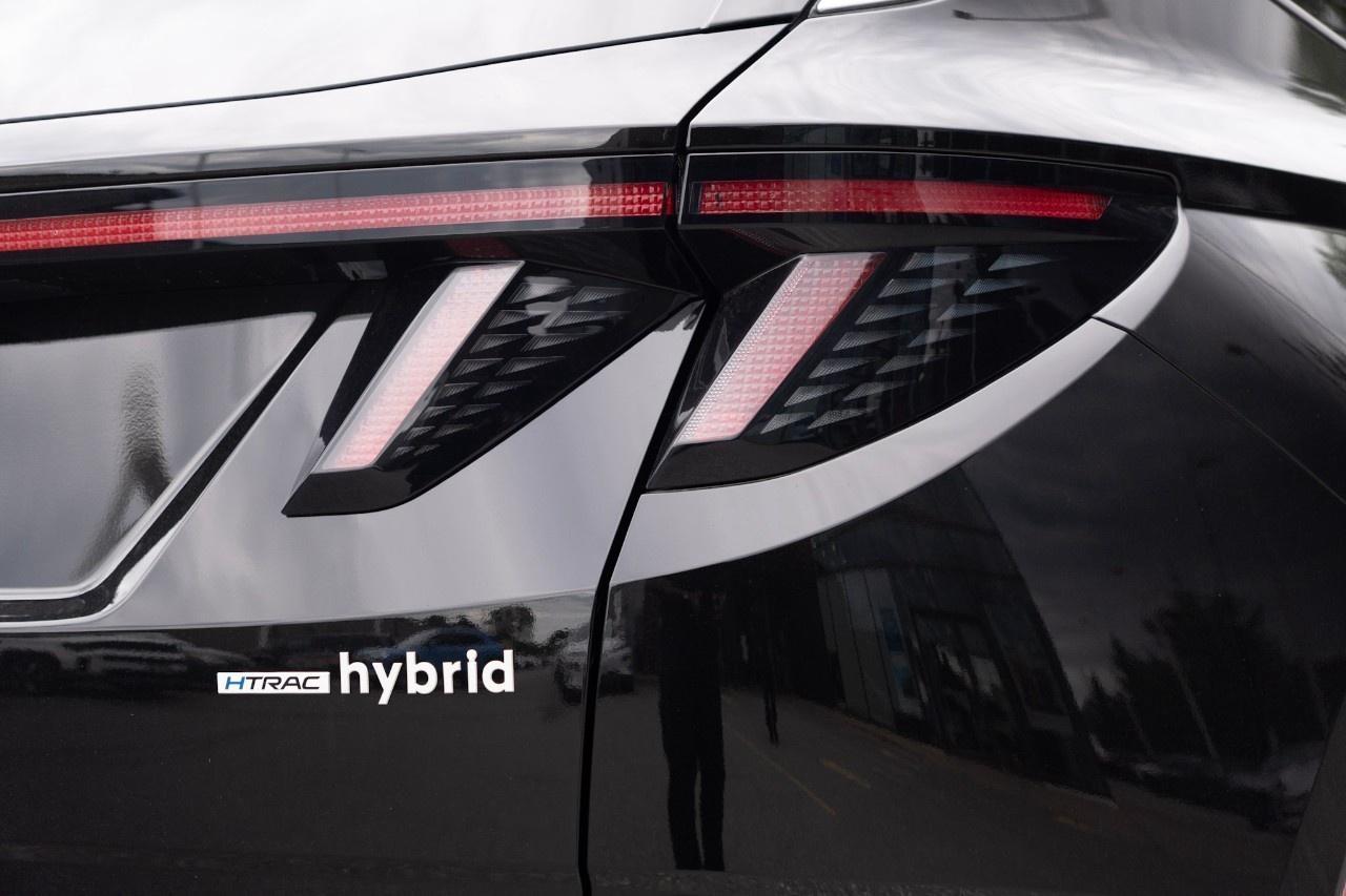 2026 Hyundai Tucson Hybrid Ultimate AWD Photo