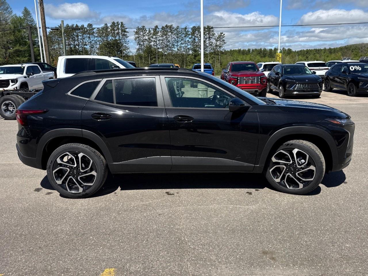 2026 Chevrolet Trax FWD 4dr 2RS Photo3