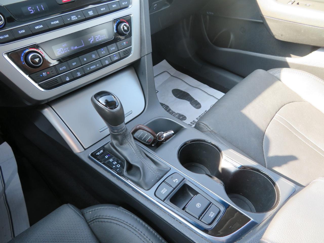 2016 Hyundai Sonata 4dr Sdn 2.4L Auto Limited Photo