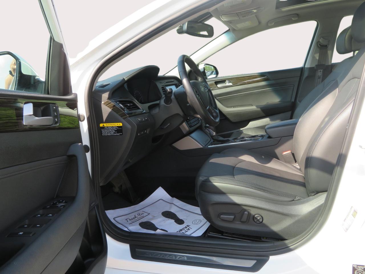 2016 Hyundai Sonata 4dr Sdn 2.4L Auto Limited Photo