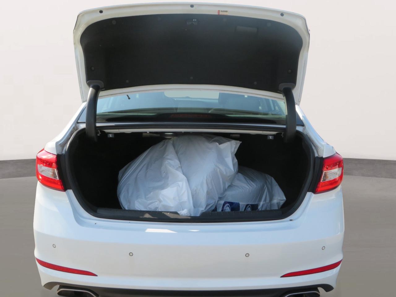 2016 Hyundai Sonata 4dr Sdn 2.4L Auto Limited Photo