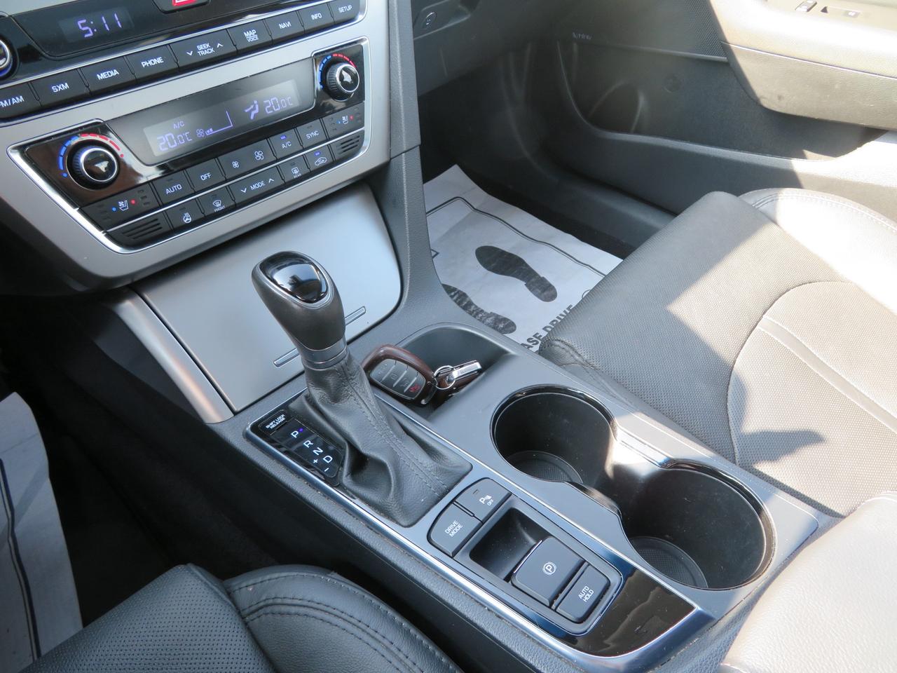 2016 Hyundai Sonata 4dr Sdn 2.4L Auto Limited Photo