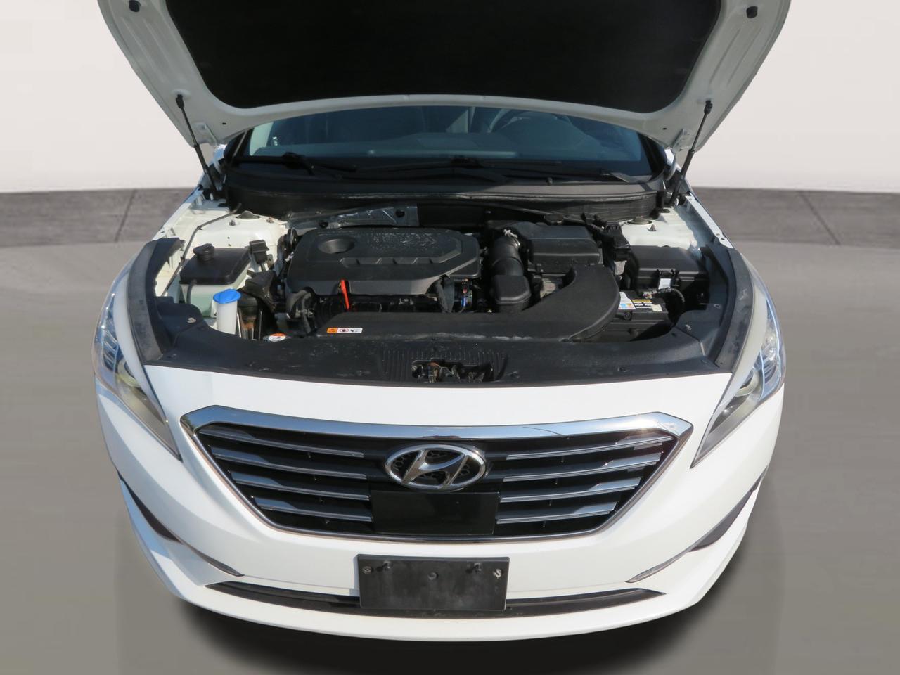 2016 Hyundai Sonata 4dr Sdn 2.4L Auto Limited Photo