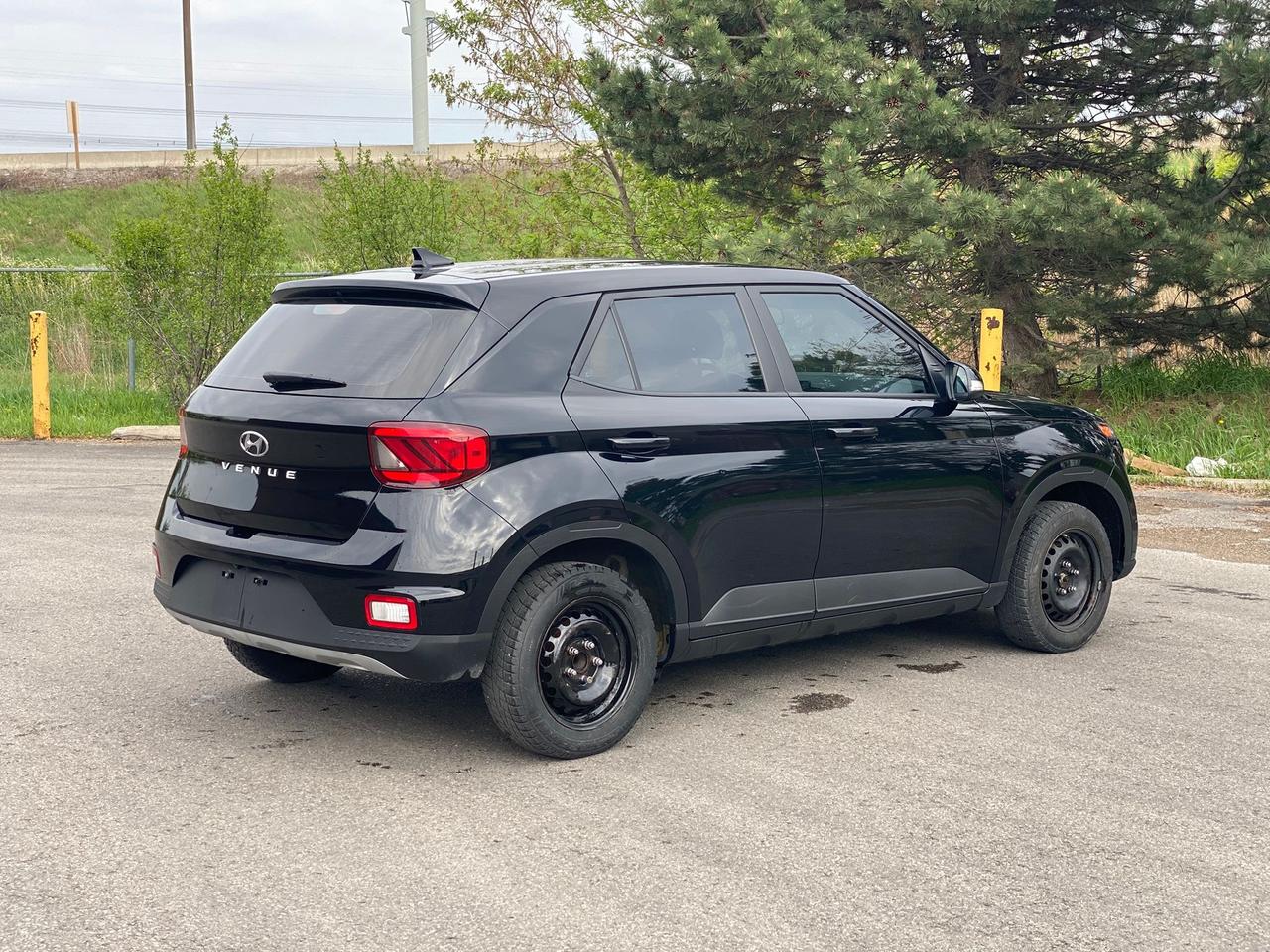 2020 Hyundai Venue SE | CLEAN CARFAX. | ONE OWNER | NO ACCIDENT Photo