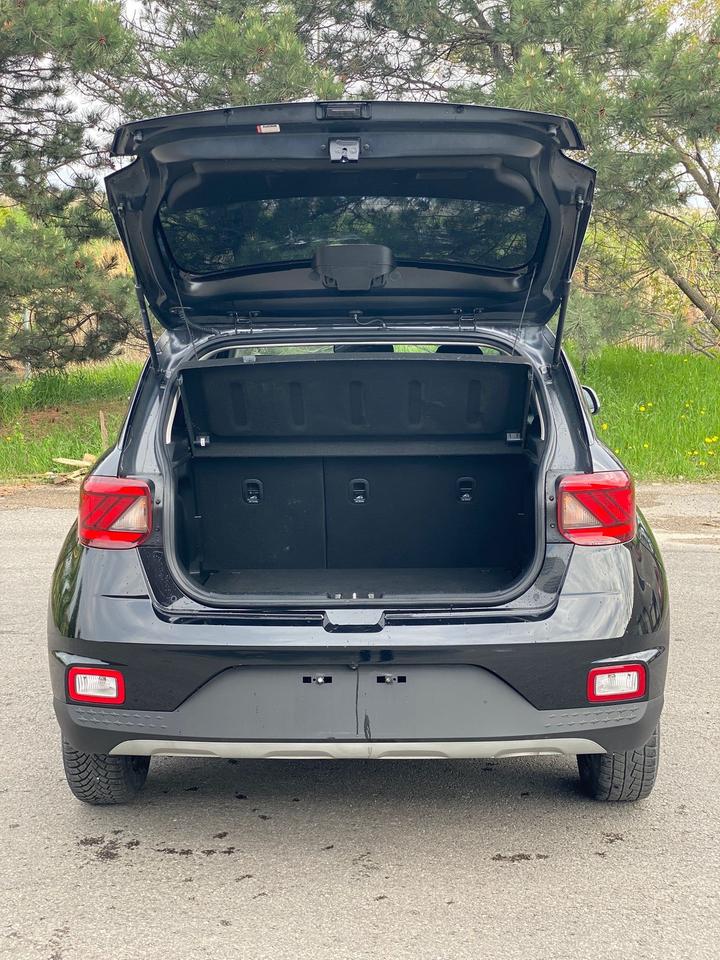 2020 Hyundai Venue SE | CLEAN CARFAX. | ONE OWNER | NO ACCIDENT Photo