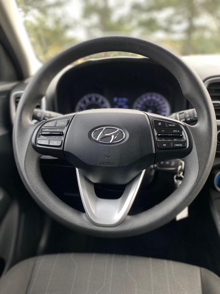2020 Hyundai Venue SE | CLEAN CARFAX. | ONE OWNER | NO ACCIDENT Photo