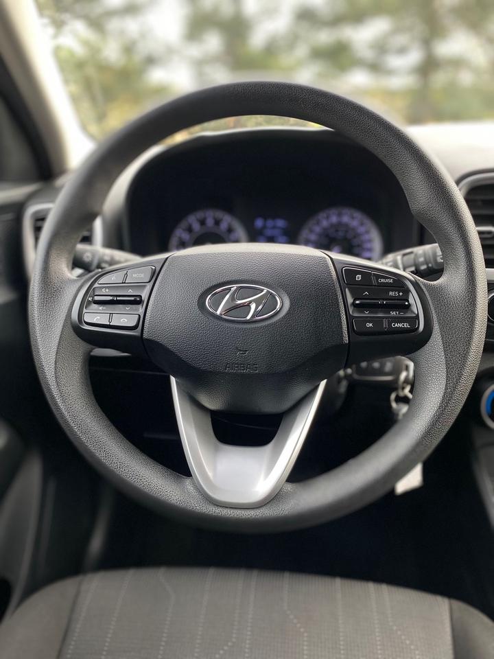 2020 Hyundai Venue SE | CLEAN CARFAX. | ONE OWNER Photo