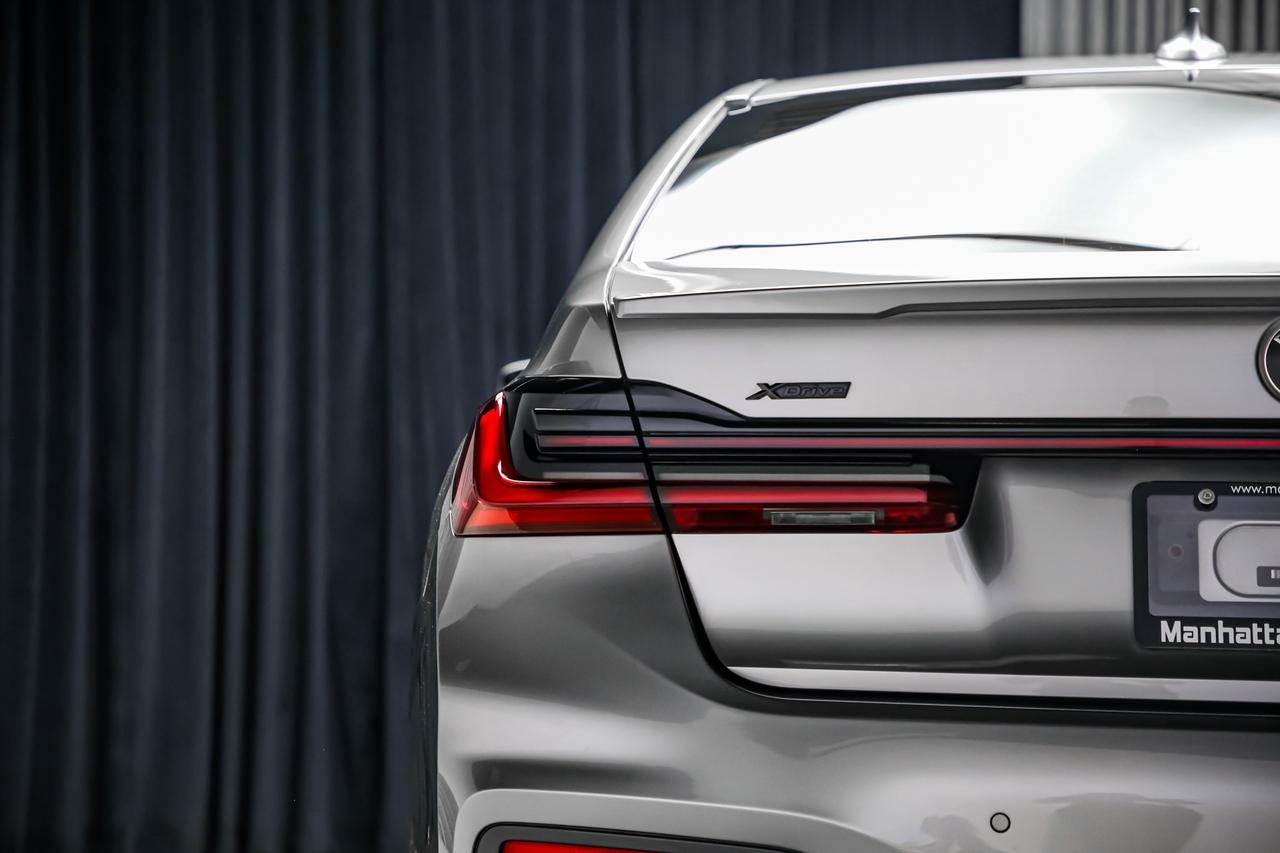 2021 BMW 7 Series 750i xDrive M SPORT NOACDNT PREM.PKG ADVDRVRASSIST Photo