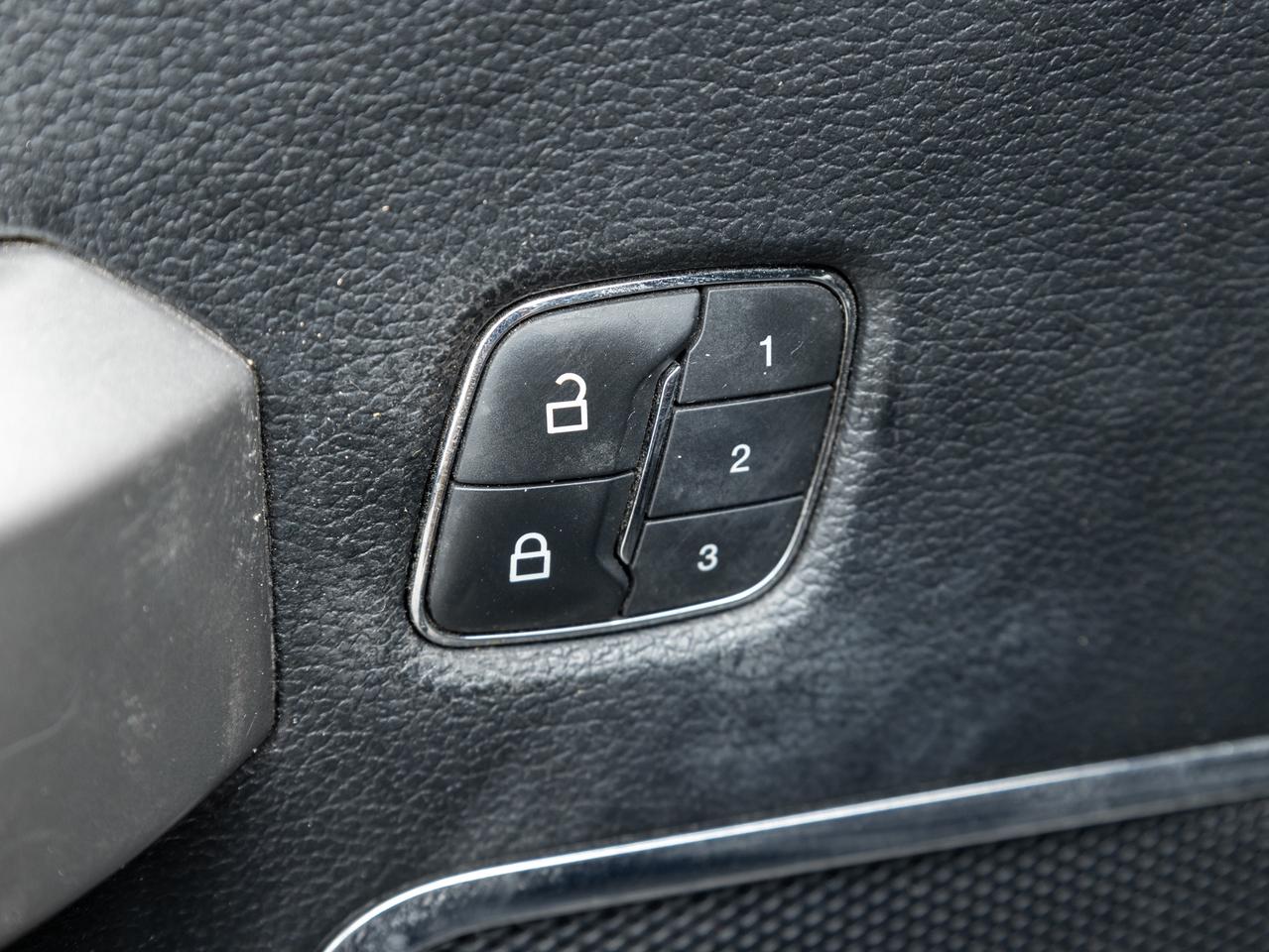 2019 Ford F-150 AS IS   XLT 5.0L V8   FX4   LOCAL TRADE Photo