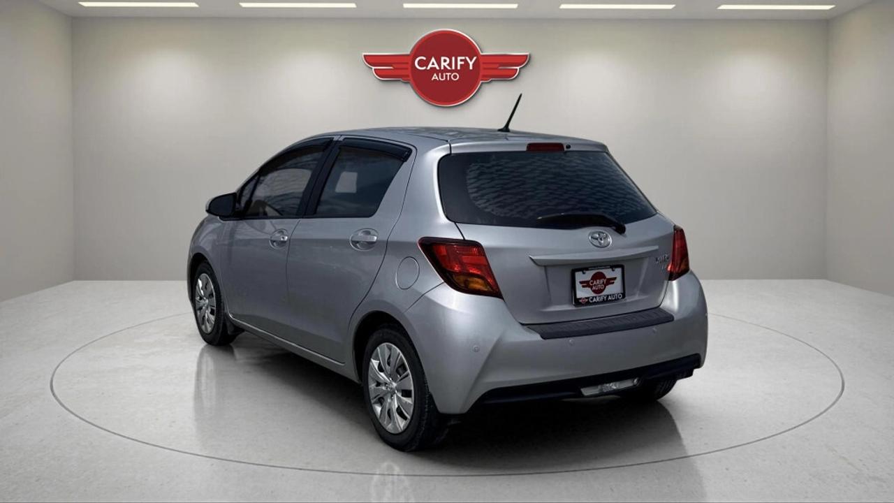 2016 Toyota Yaris LE Photo
