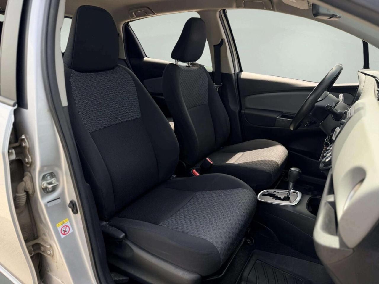 2016 Toyota Yaris LE Photo