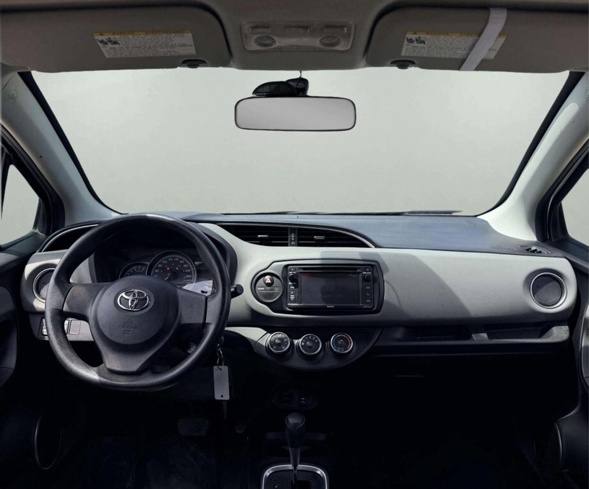 2016 Toyota Yaris LE Photo