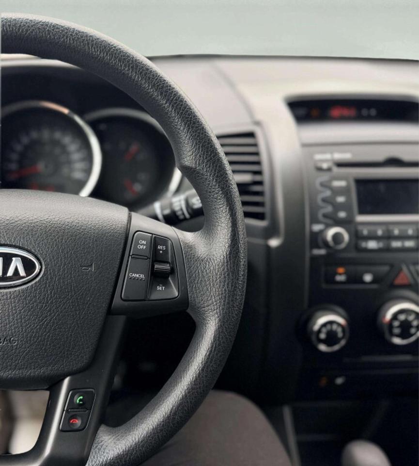 2013 Kia Sorento LX Photo