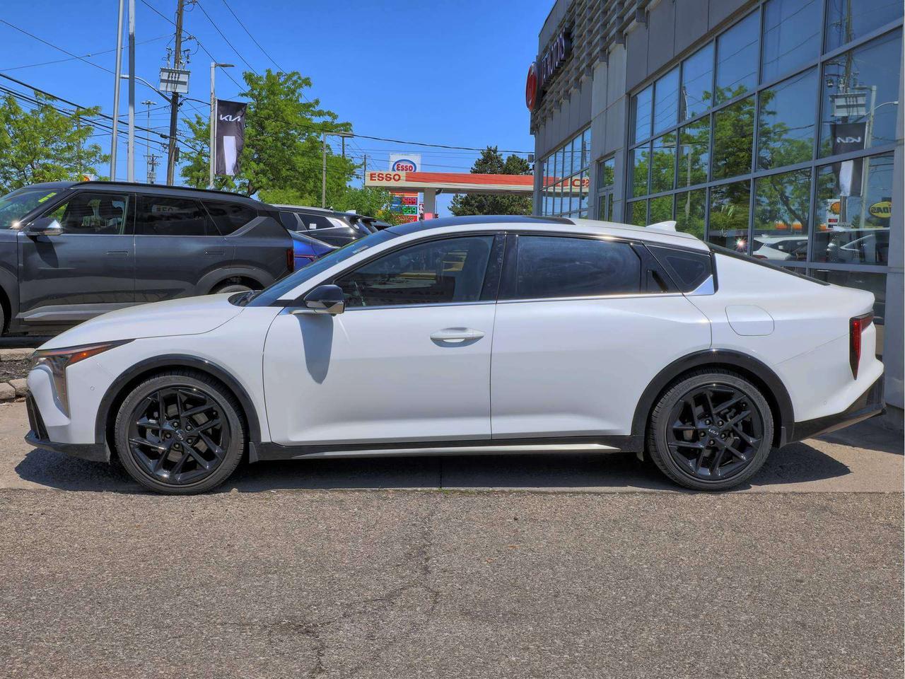 2025 Kia K4 GT-Line Turbo Limited FWD Photo4