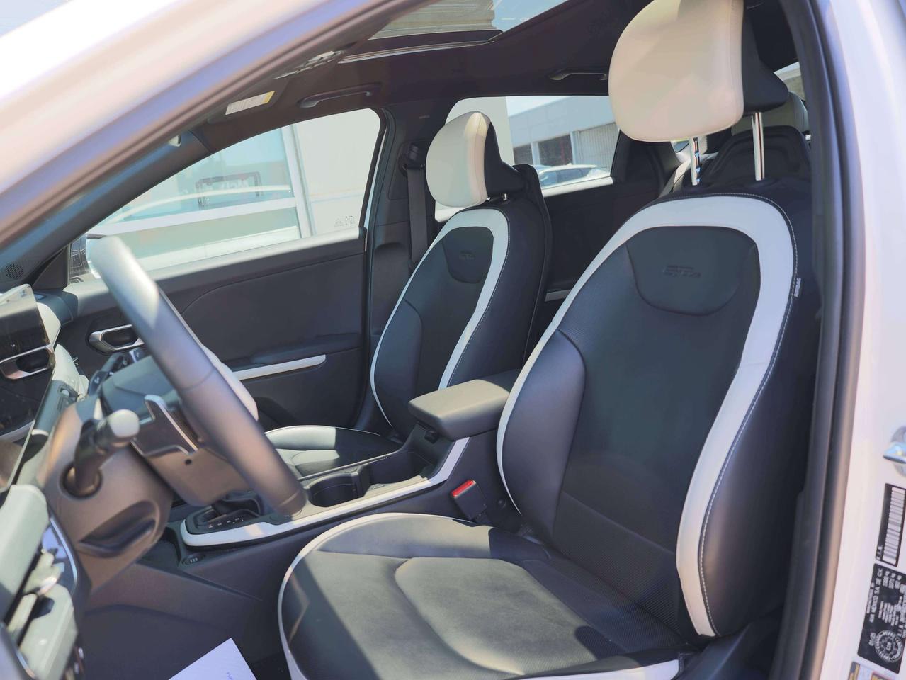 2025 Kia K4 GT-Line Turbo Limited FWD Photo