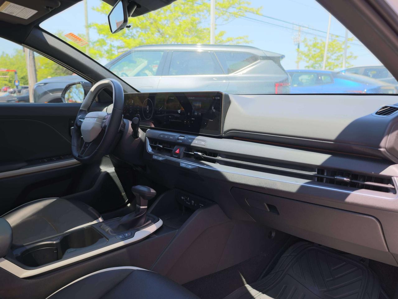 2025 Kia K4 GT-Line Turbo Limited FWD Photo