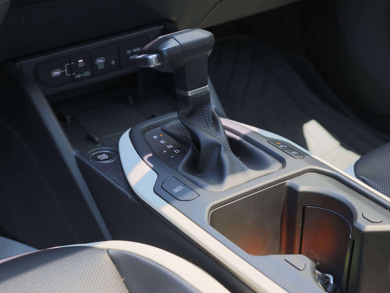 2025 Kia K4 GT-Line Turbo Limited FWD Photo