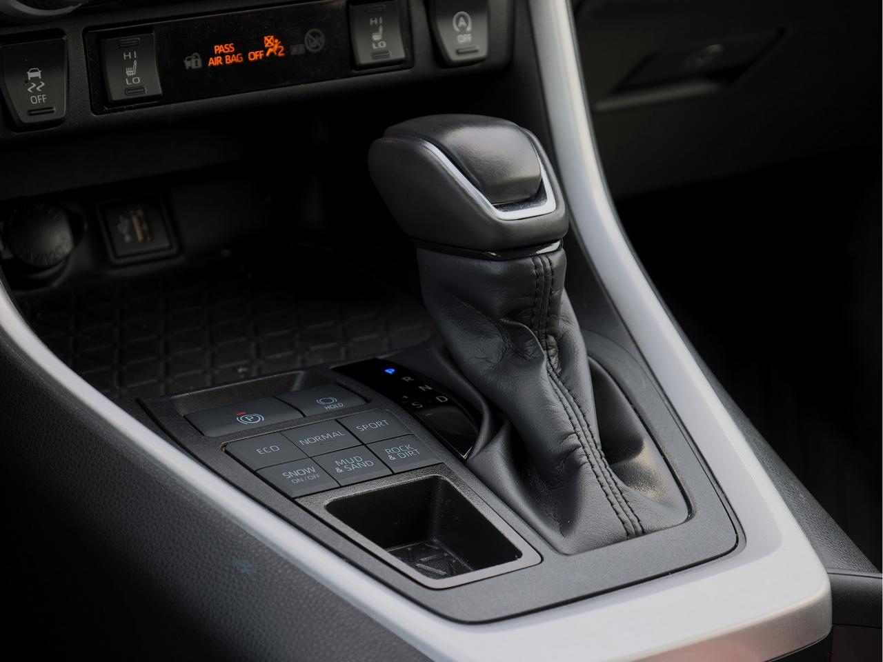 2024 Toyota RAV4 XLE Premium AWD Photo