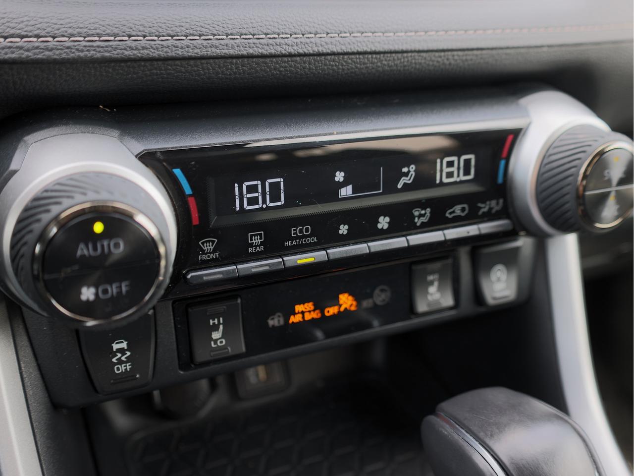 2024 Toyota RAV4 XLE Premium AWD Photo