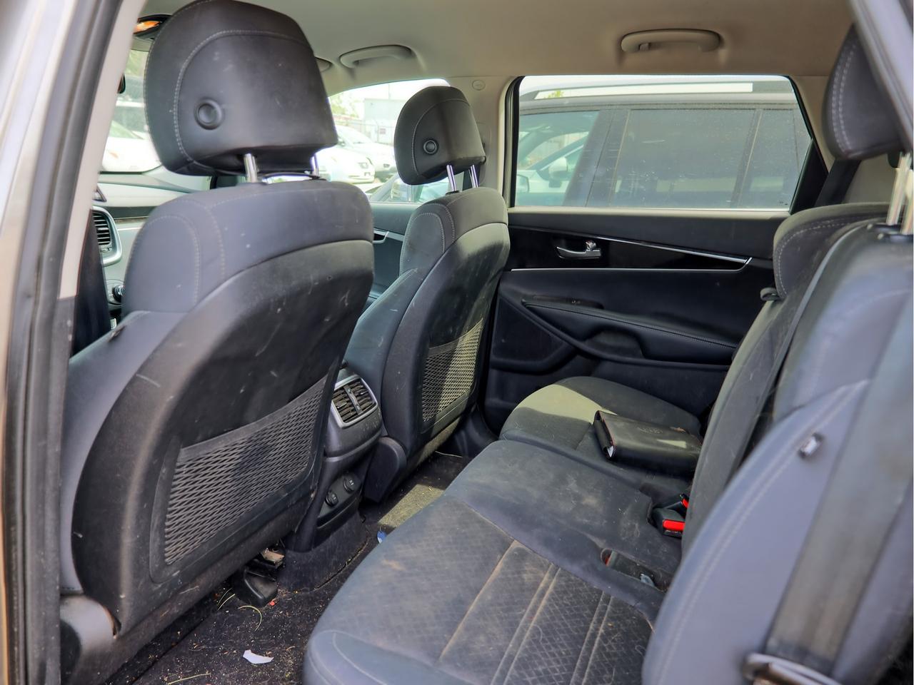 2017 Kia Sorento LX AS TRADED Photo