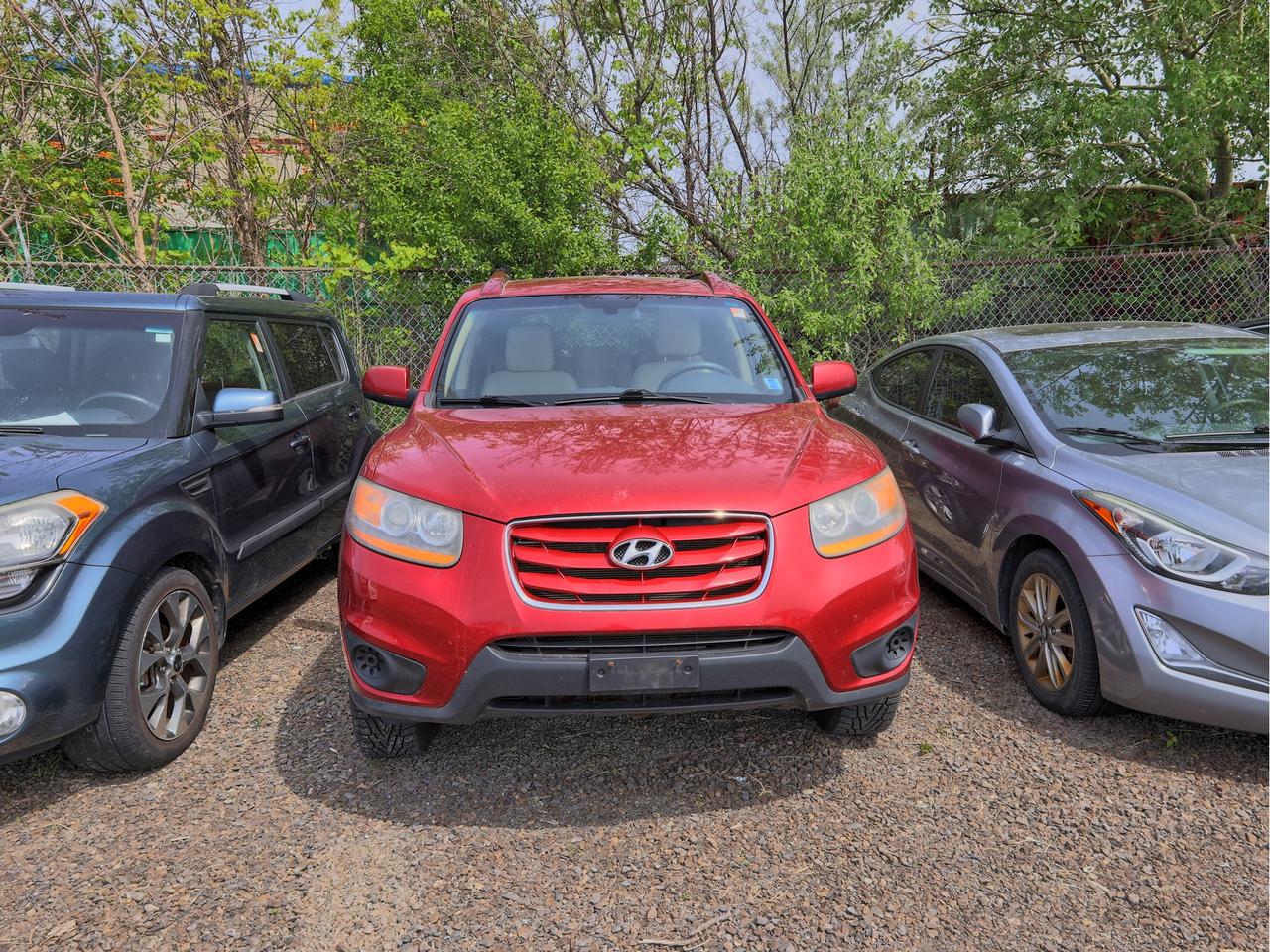 2010 Hyundai Santa Fe Man GL //  AS TRADED Photo