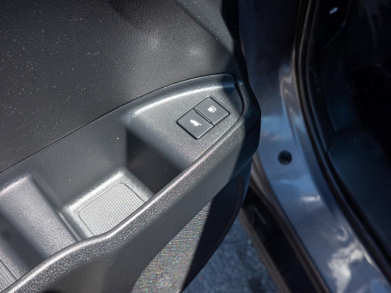 2016 Honda Pilot Touring - Seat Memory   Dual Moonroof Photo