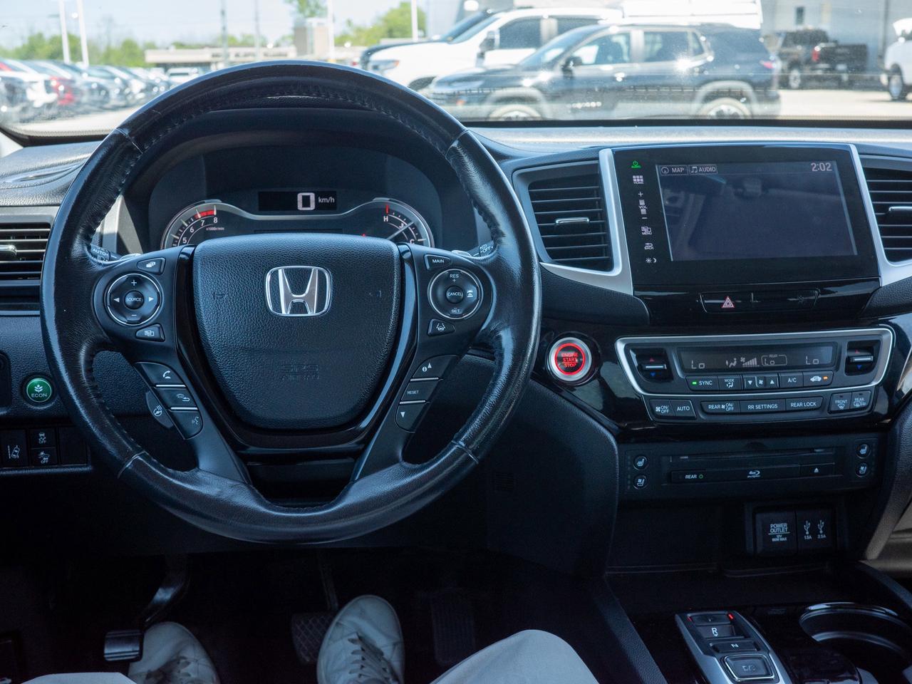2016 Honda Pilot Touring - Seat Memory   Dual Moonroof Photo