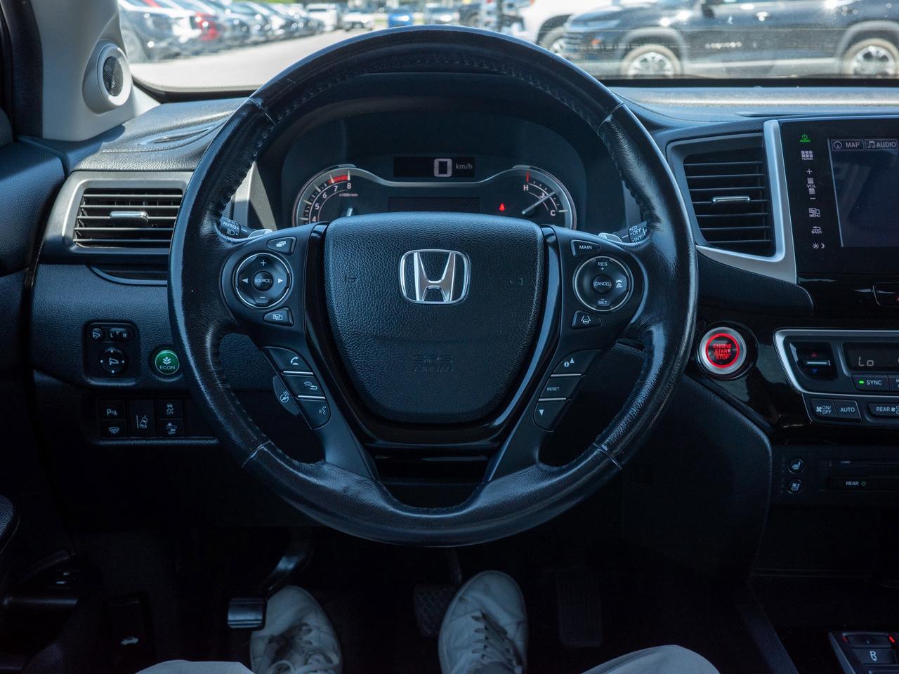 2016 Honda Pilot Touring - Seat Memory   Dual Moonroof Photo