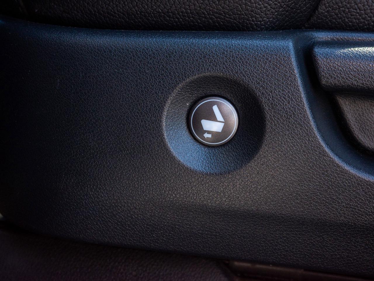 2016 Honda Pilot Touring - Seat Memory   Dual Moonroof Photo