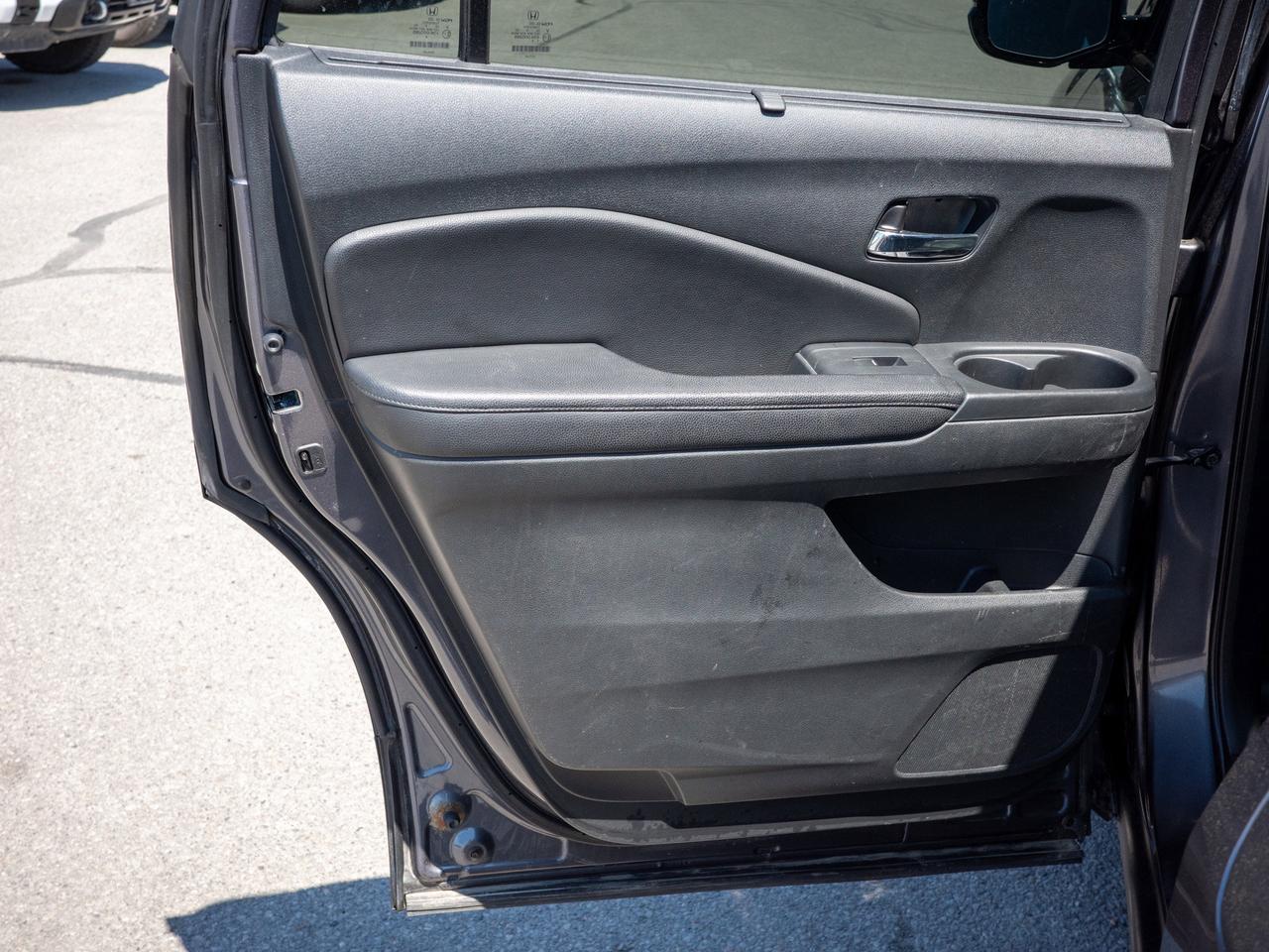 2016 Honda Pilot Touring - Seat Memory   Dual Moonroof Photo