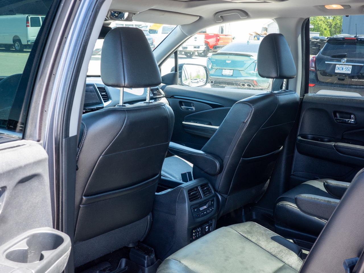 2016 Honda Pilot Touring - Seat Memory   Dual Moonroof Photo